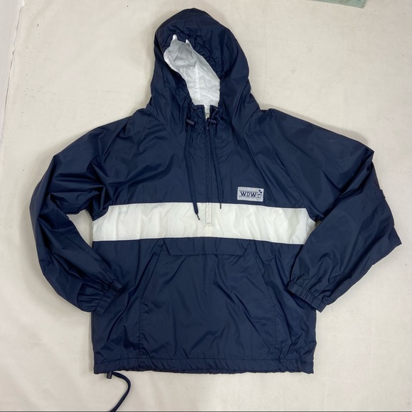 Mickey Mouse vintage bevy white windbreaker. L - Picture 3 of 10